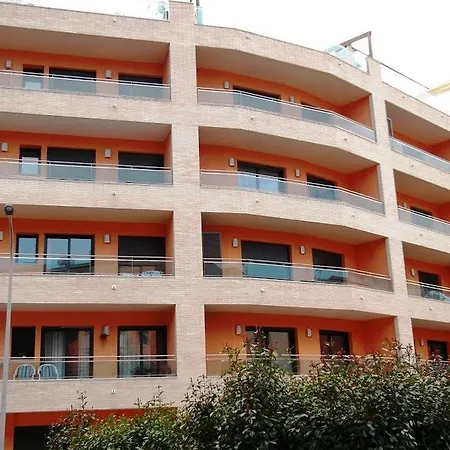 Eton Apartment *