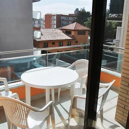 Eton Apartament *